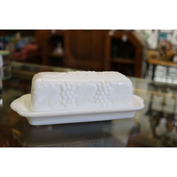 Imperial Milk Glass Grape Patter Butter Dish & Lid - Picture 6 of 8